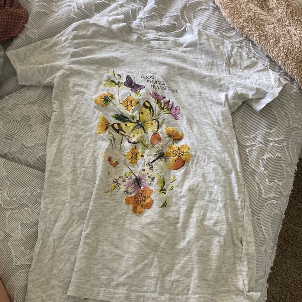 Cotton On Classic tee XXS butterfly flower design